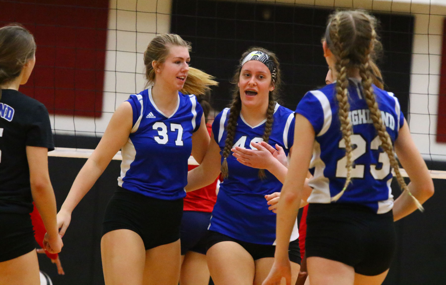 Gallery: Volleyball Sectional - East Chicago vs. Highland